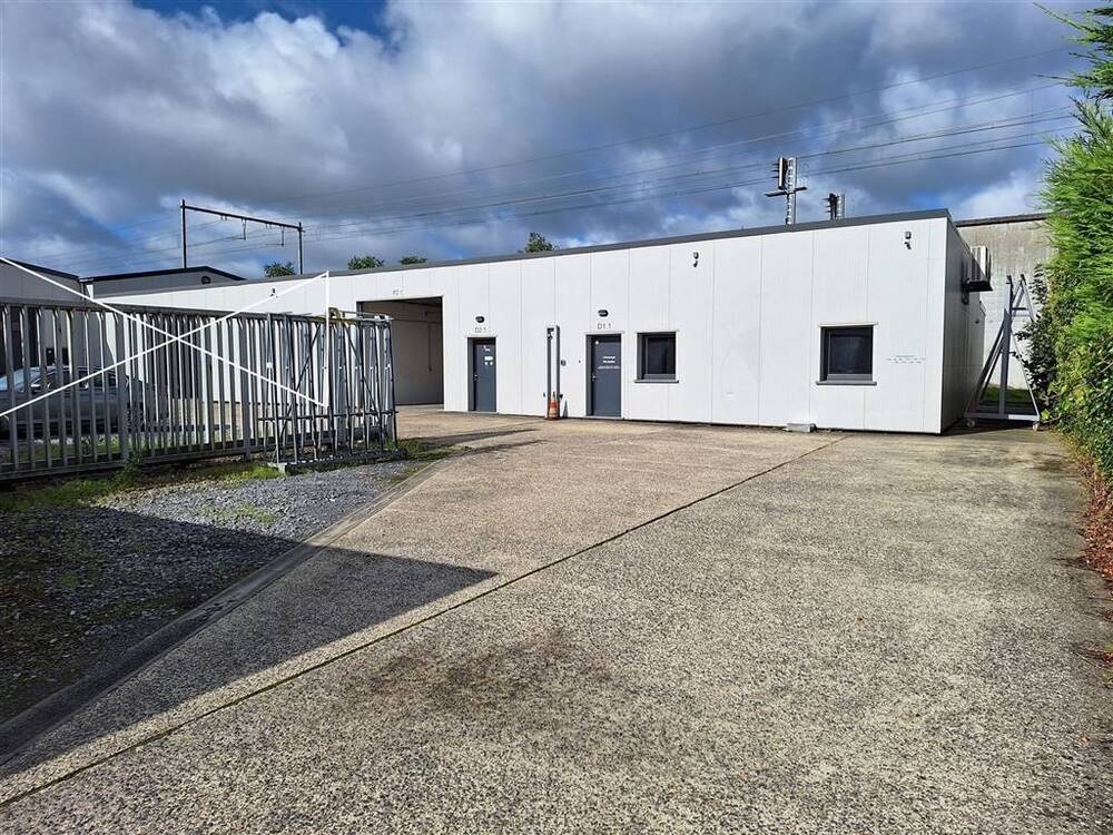 Handelszaak te huur in Harelbeke 8530 875.00€ slaapkamers 260.00m² - Zoekertje 567542