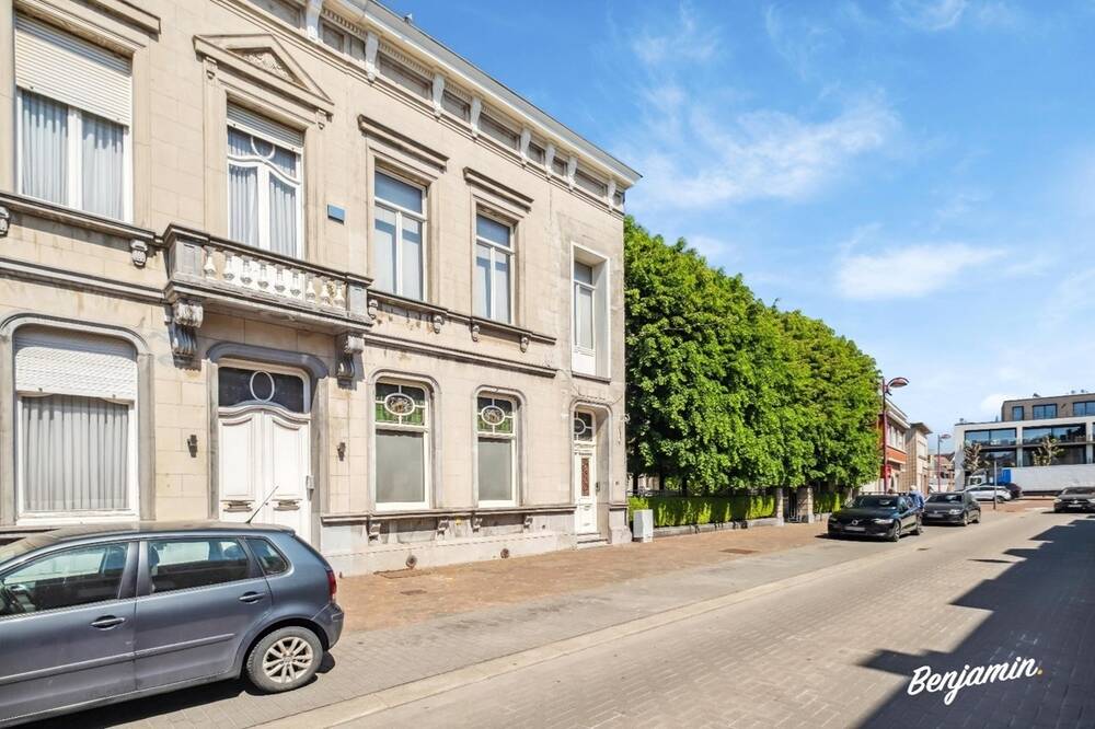 Huis te  koop in Menen 8930 499000.00€ 4 slaapkamers 325.00m² - Zoekertje 567521