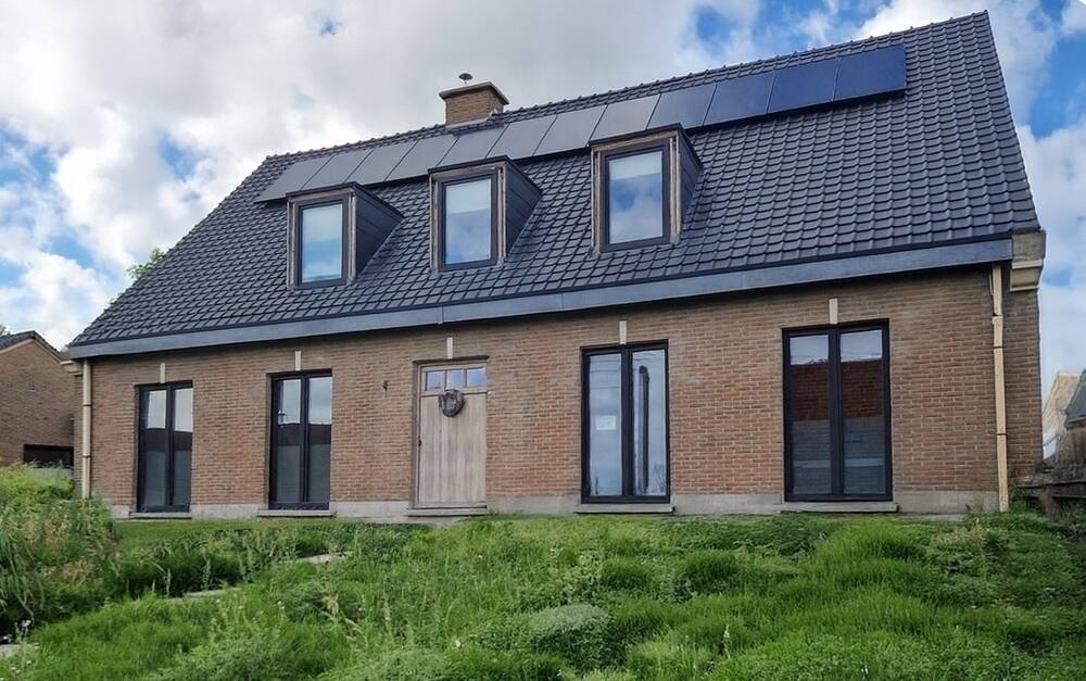 Huis te koop in Deerlijk 8540 659000.00€ 6 slaapkamers 335.00m² - Zoekertje 568411