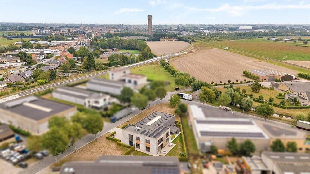 Huis te  in Diksmuide 8600 835000.00€ 4 slaapkamers 289.00m² - Zoekertje 568227