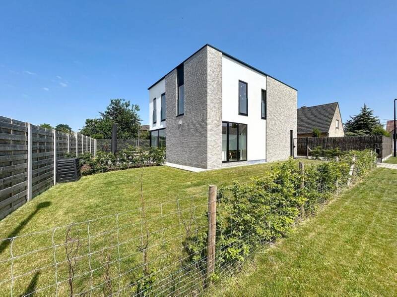 Huis te  koop in Houthulst 8650 449000.00€ 3 slaapkamers 176.00m² - Zoekertje 569131