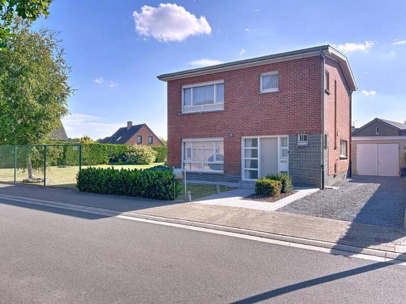 Huis te koop in Waregem 8790 345000.00€ 3 slaapkamers 131.00m² - Zoekertje 569134