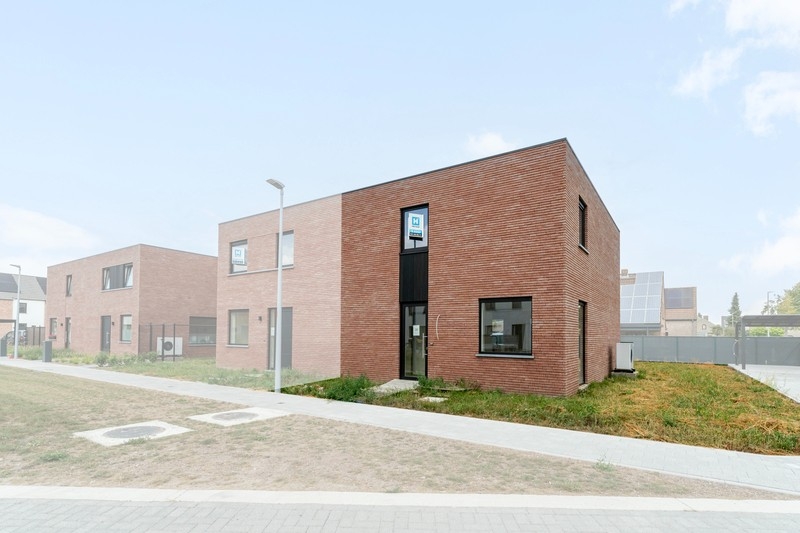 Huis te koop in Sijsele 8340 389731.00€ 3 slaapkamers 143.00m² - Zoekertje 569648