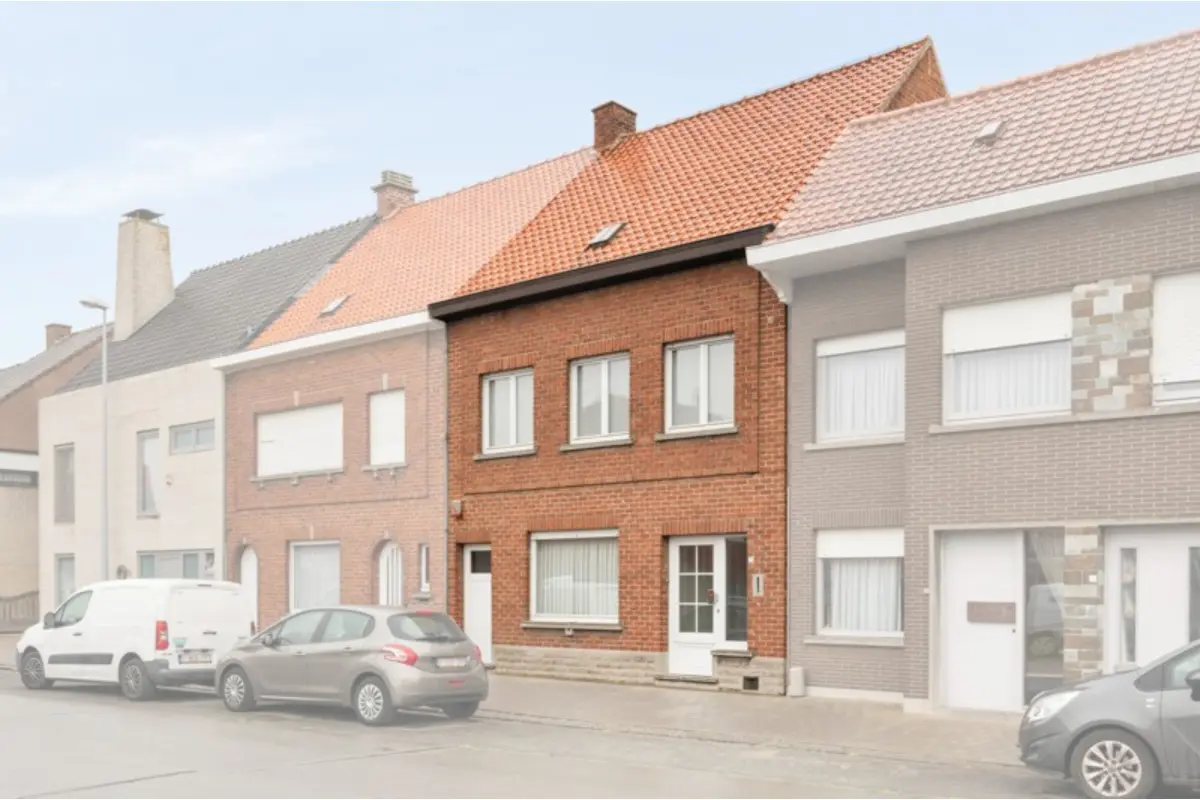 Huis te  in Wervik 8940 180000.00€ 3 slaapkamers 166.00m² - Zoekertje 569098