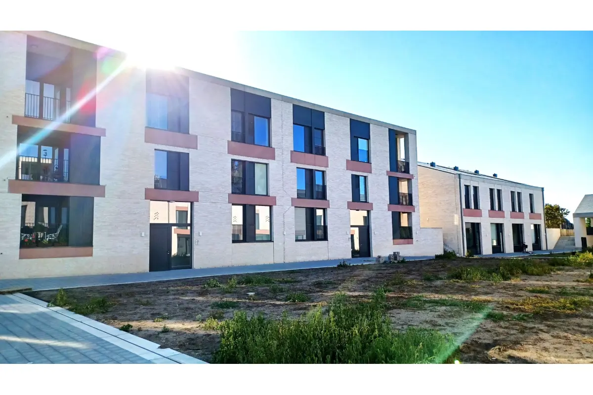 Appartement te  huur in Stene 8400 950.00€ 2 slaapkamers m² - Zoekertje 568940