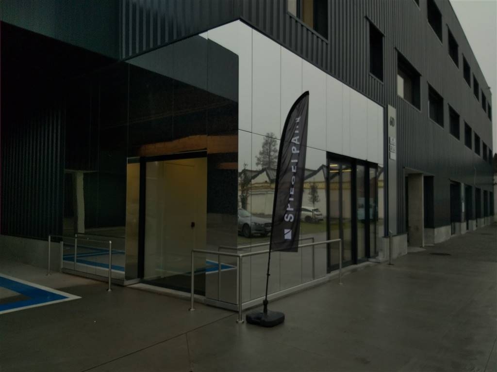 Handelszaak te huur in Deerlijk 8540 540.00€ slaapkamers m² - Zoekertje 570260