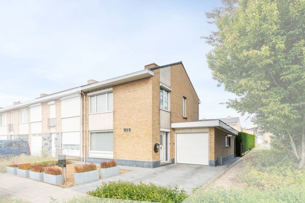 Huis te koop in Tielt 8700 299000.00€ 3 slaapkamers 151.00m² - Zoekertje 570498