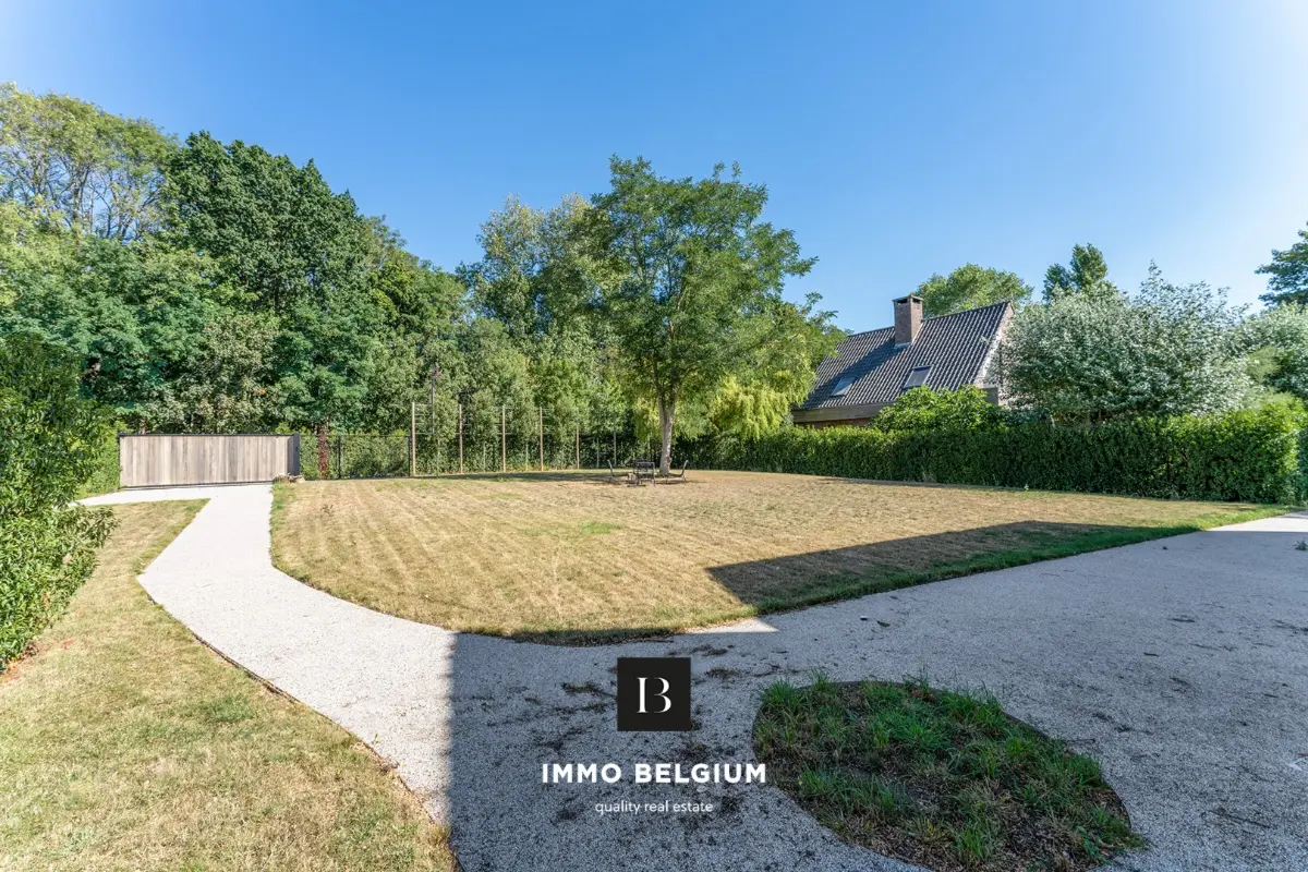 Grond te  koop in De Haan 8420 450000.00€  slaapkamers m² - Zoekertje 569583