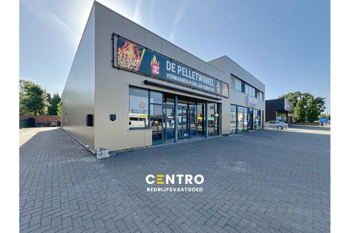 Handelszaak te  huur in Roeselare 8800 0.00€  slaapkamers 400.00m² - Zoekertje 569635