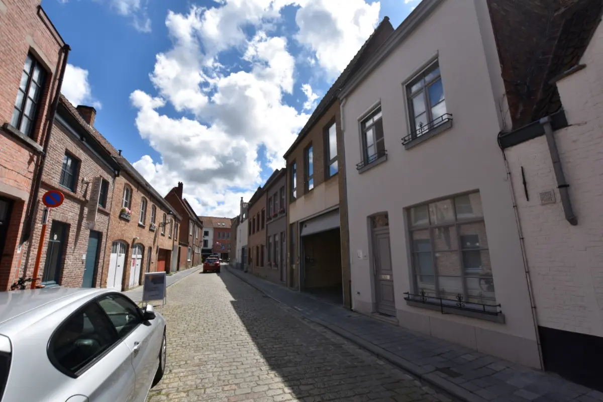 Parking & garage te  huur in Brugge 8000 90.00€  slaapkamers m² - Zoekertje 570445