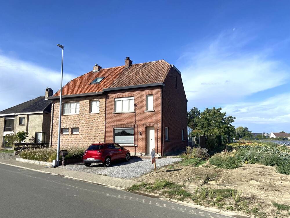 Huis te koop in Ingelmunster 8770 235000.00€ 2 slaapkamers 135.00m² - Zoekertje 571546
