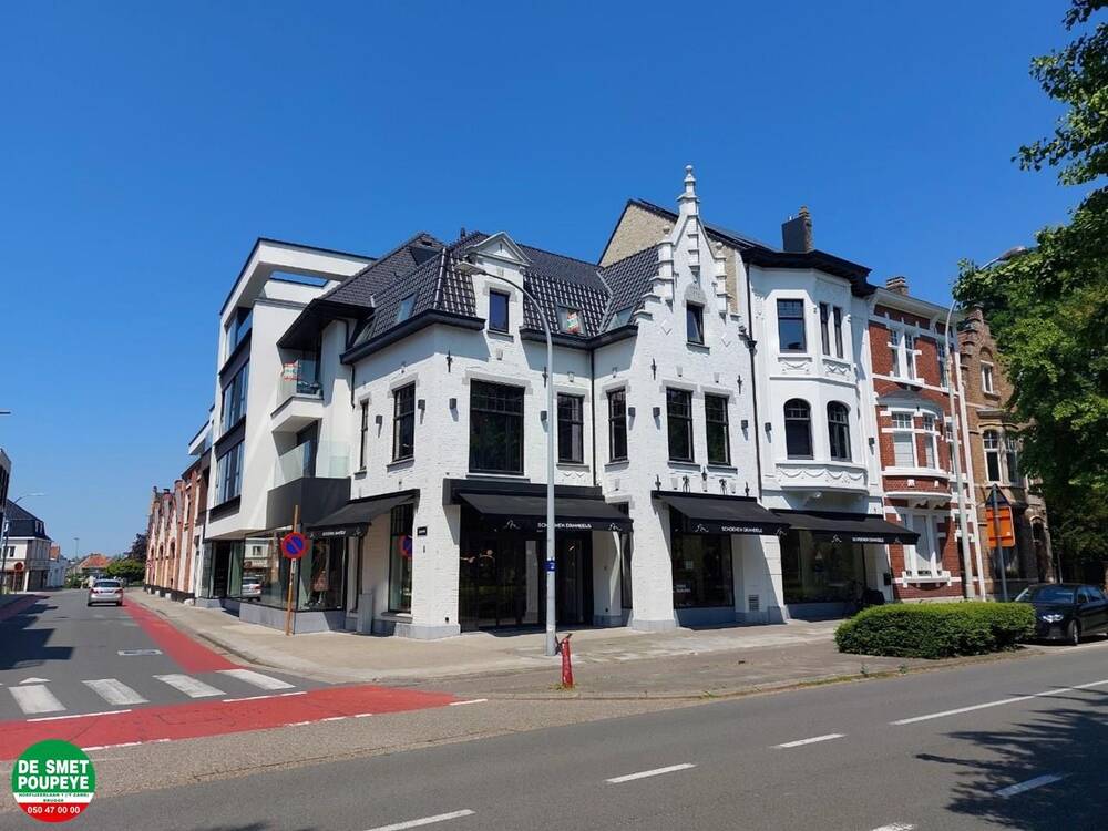 Appartement te  huur in Sint-Andries 8200 1200.00€ 2 slaapkamers 122.00m² - Zoekertje 573160