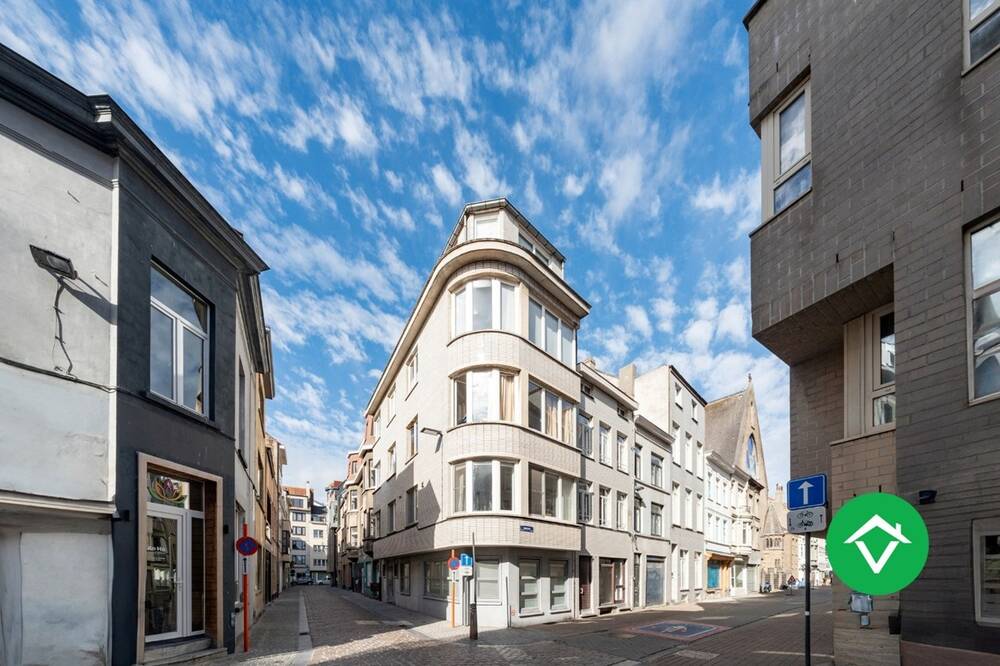 Appartement te  koop in Oostende 8400 239000.00€ 2 slaapkamers m² - Zoekertje 573712