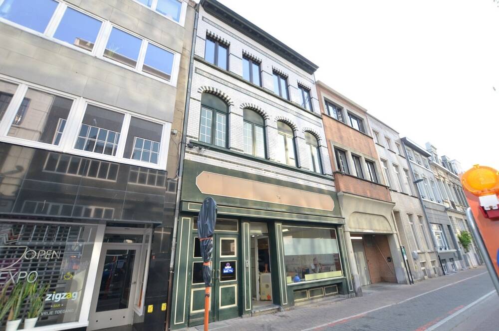 Appartement te  huur in Oostende 8400 675.00€ 1 slaapkamers 75.00m² - Zoekertje 573154