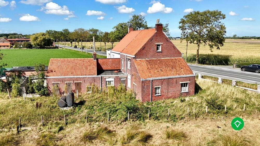 Huis te  koop in Ichtegem 8480 125000.00€ 3 slaapkamers 149.00m² - Zoekertje 573146