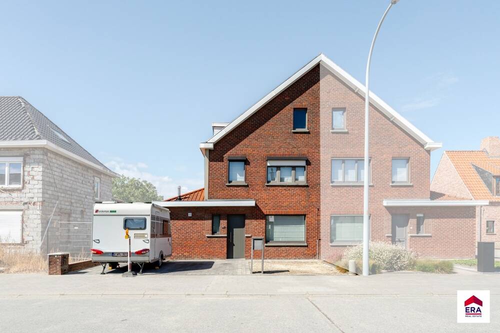 Huis te koop in Dentergem 8720 279000.00€ 3 slaapkamers 167.00m² - Zoekertje 574104