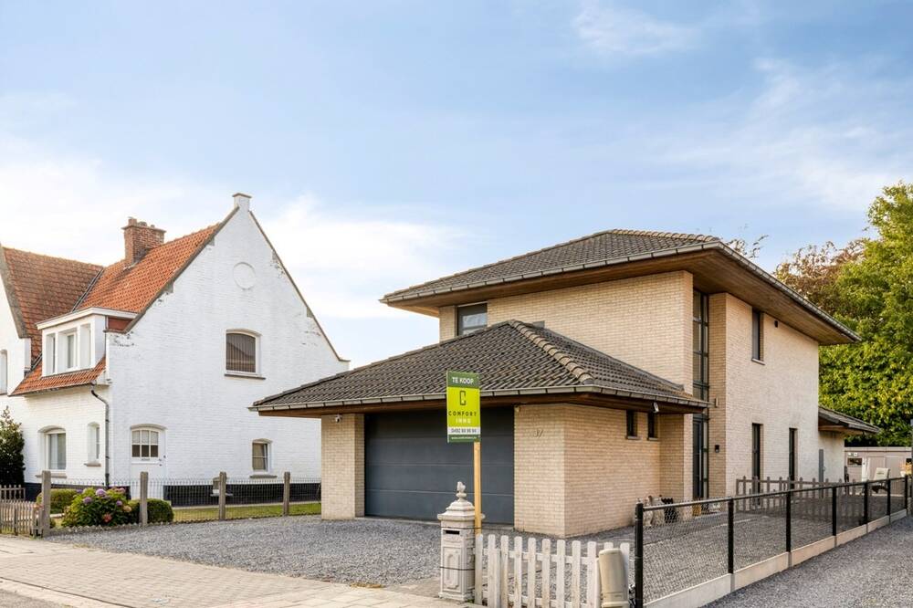 Huis te  koop in Oostkamp 8020 595000.00€ 3 slaapkamers 203.00m² - Zoekertje 574329