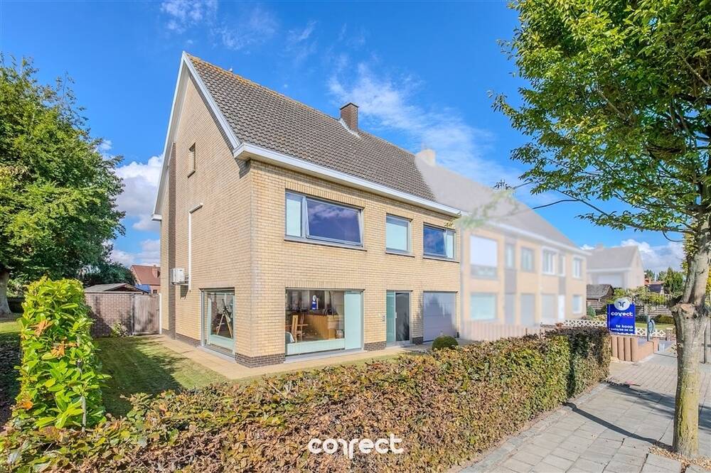 Huis te  in Eernegem 8480 299000.00€ 4 slaapkamers m² - Zoekertje 574996