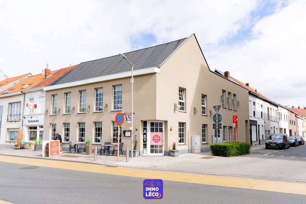 Appartementsgebouw te  koop in Kortrijk 8500 675000.00€  slaapkamers m² - Zoekertje 574893