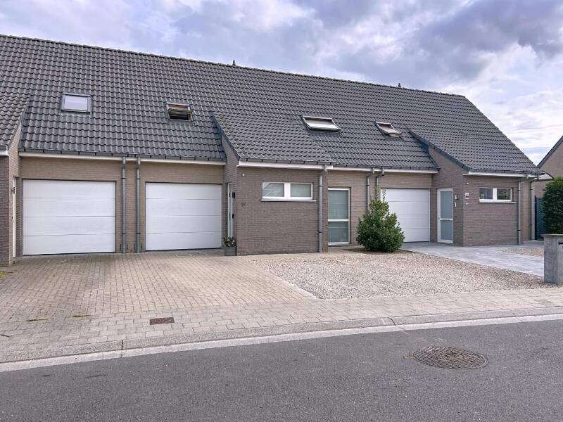 Huis te koop in Deerlijk 8540 318000.00€ 3 slaapkamers 132.00m² - Zoekertje 574417