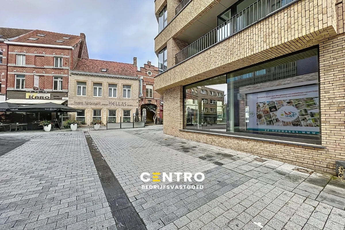 Handelszaak te  koop in Kortrijk 8500 0.00€  slaapkamers 136.40m² - Zoekertje 574518