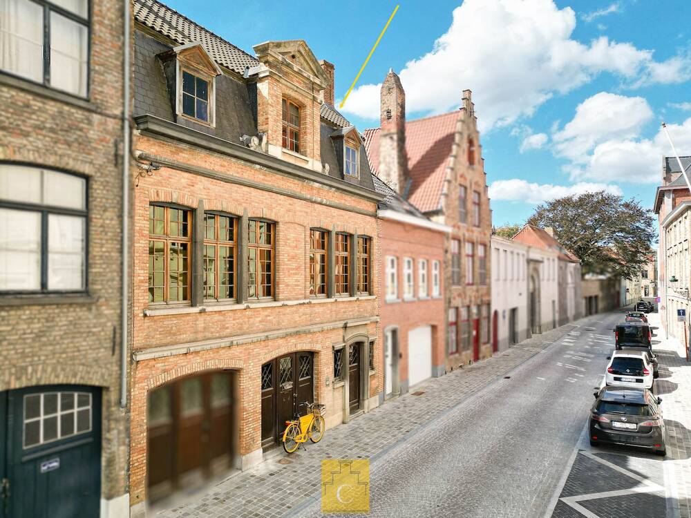 Huis te  koop in Brugge 8000 495000.00€ 4 slaapkamers 312.00m² - Zoekertje 575444
