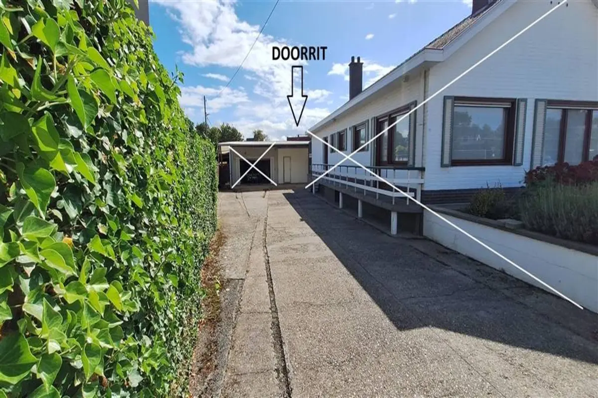 Handelszaak te  huur in Harelbeke 8530 400.00€  slaapkamers m² - Zoekertje 576462