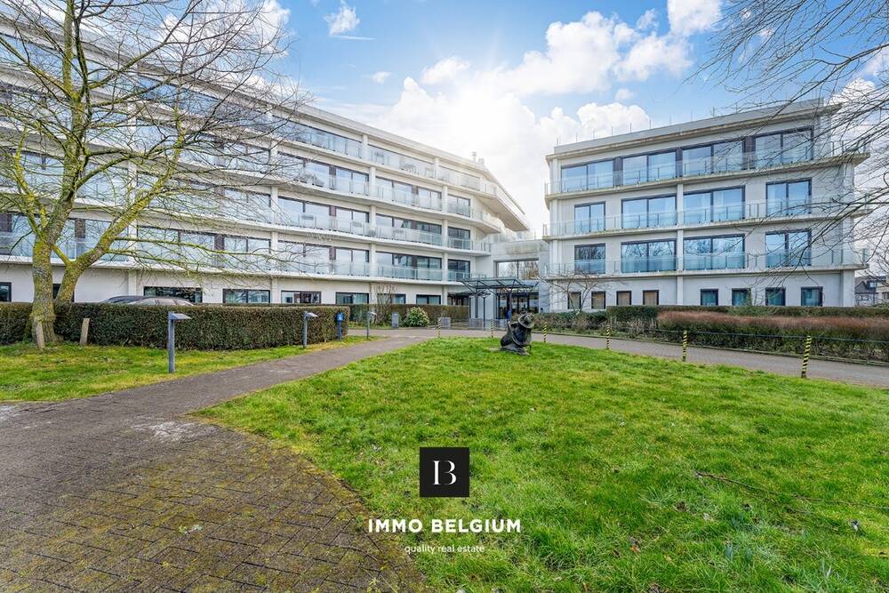Appartement te  koop in De Haan 8420 210000.00€ 1 slaapkamers 53.00m² - Zoekertje 575483