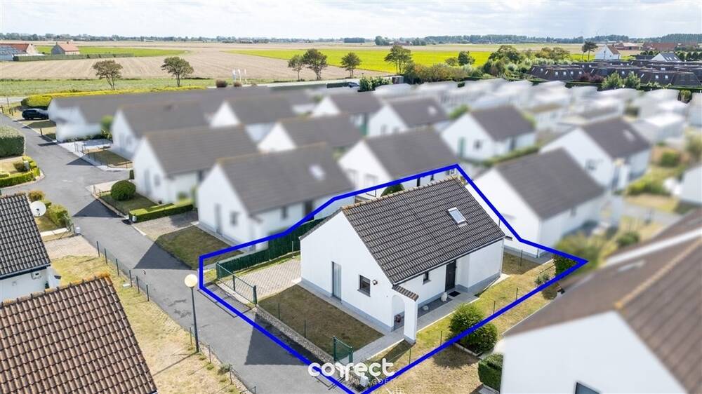 Huis te  koop in Wilskerke 8431 249000.00€ 2 slaapkamers m² - Zoekertje 575632