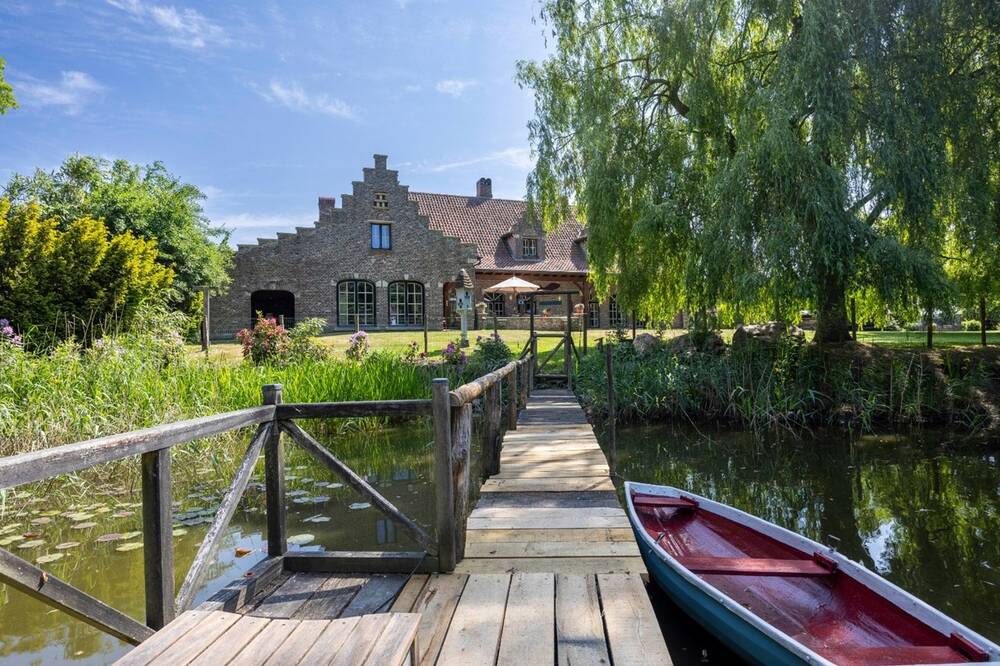 Huis te  in Knesselare 9910 1120000.00€ 4 slaapkamers 413.00m² - Zoekertje 576173