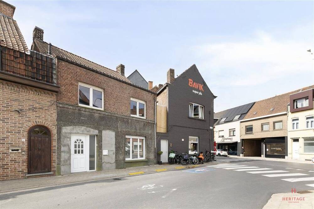 Huis te  koop in Zwevegem 8550 169000.00€ 4 slaapkamers 178.00m² - Zoekertje 577656