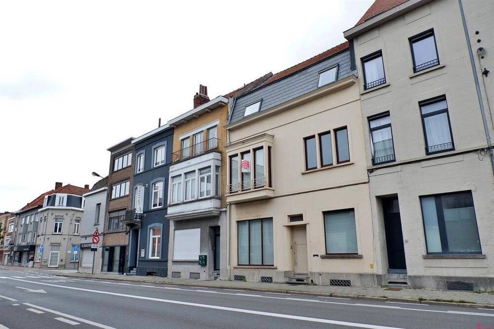 Handelszaak te  huur in Kortrijk 8500 1500.00€  slaapkamers 294.00m² - Zoekertje 577364