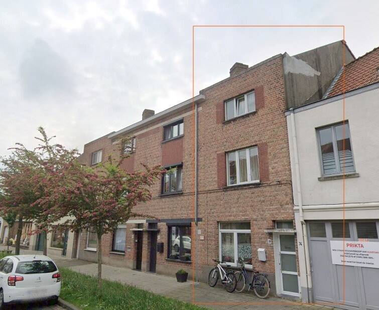 Huis te  in Brugge 8000 335000.00€ 3 slaapkamers 180.00m² - Zoekertje 577302