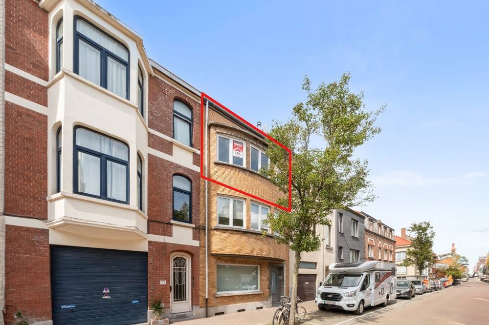 Appartement te  koop in Oostende 8400 220000.00€ 3 slaapkamers 135.00m² - Zoekertje 577432