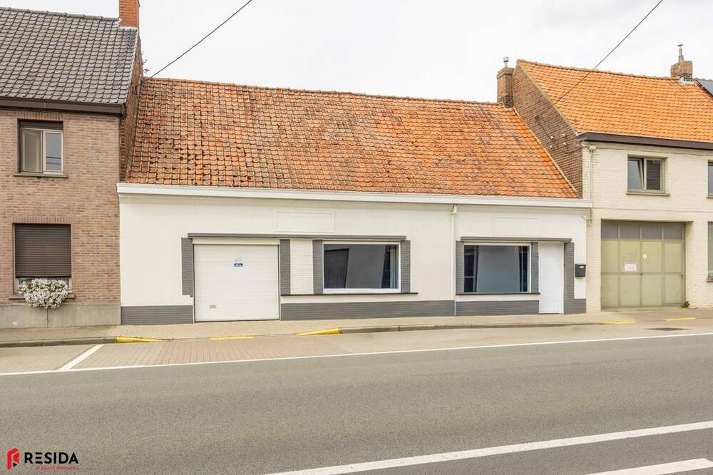 Huis te  koop in Waarmaarde 8581 249000.00€ 3 slaapkamers 280.00m² - Zoekertje 577818