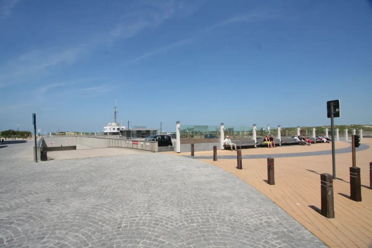 Parking & garage te  koop in Nieuwpoort 8620 65000.00€  slaapkamers m² - Zoekertje 578174