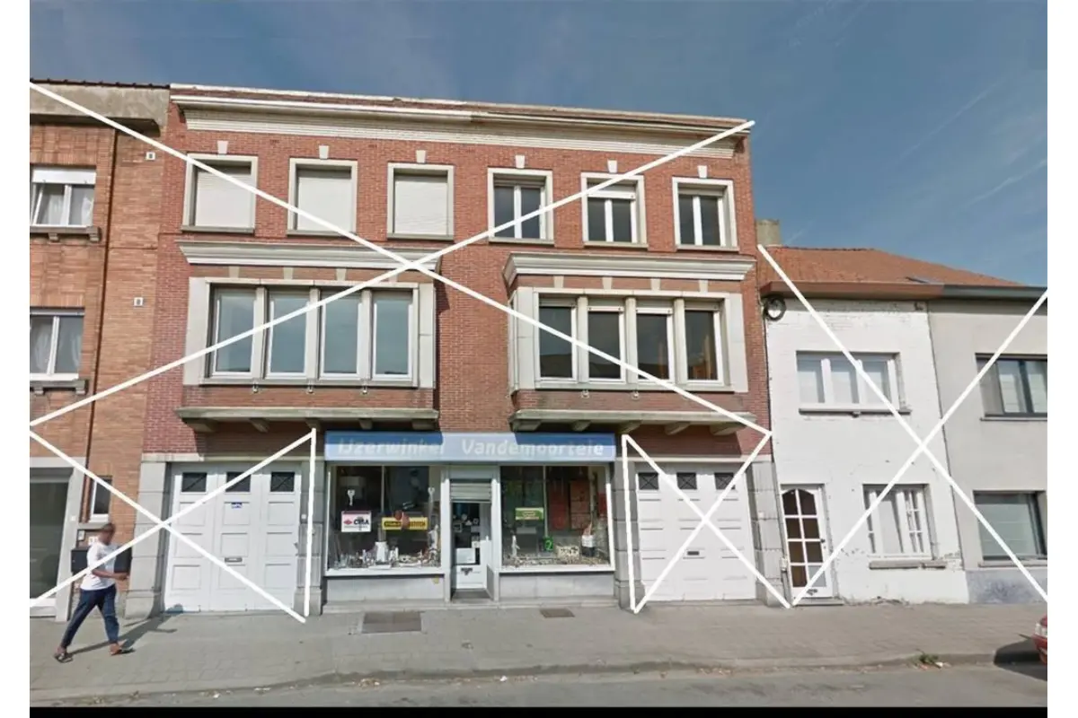Handelszaak te  koop in Kortrijk 8500 140000.00€  slaapkamers m² - Zoekertje 579949