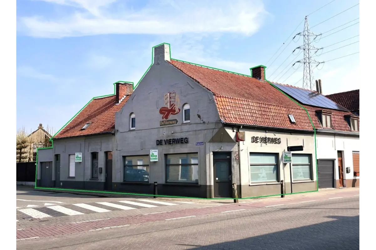 Appartementsgebouw te  koop in Roeselare 8800 240000.00€  slaapkamers m² - Zoekertje 579270