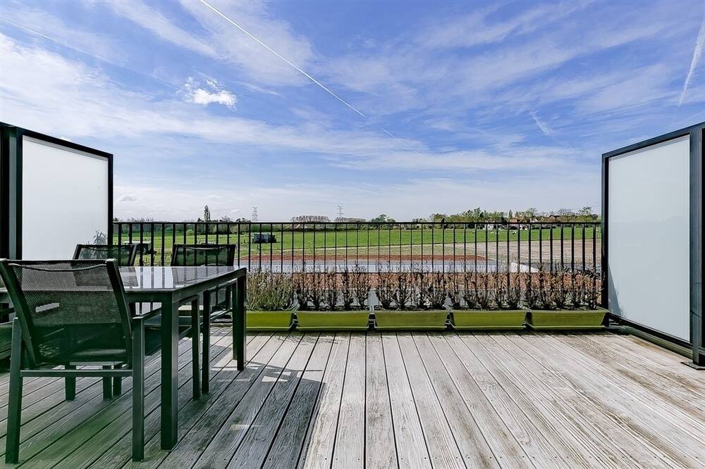 Appartement te  huur in Zedelgem 8210 910.00€ 3 slaapkamers 117.00m² - Zoekertje 580267