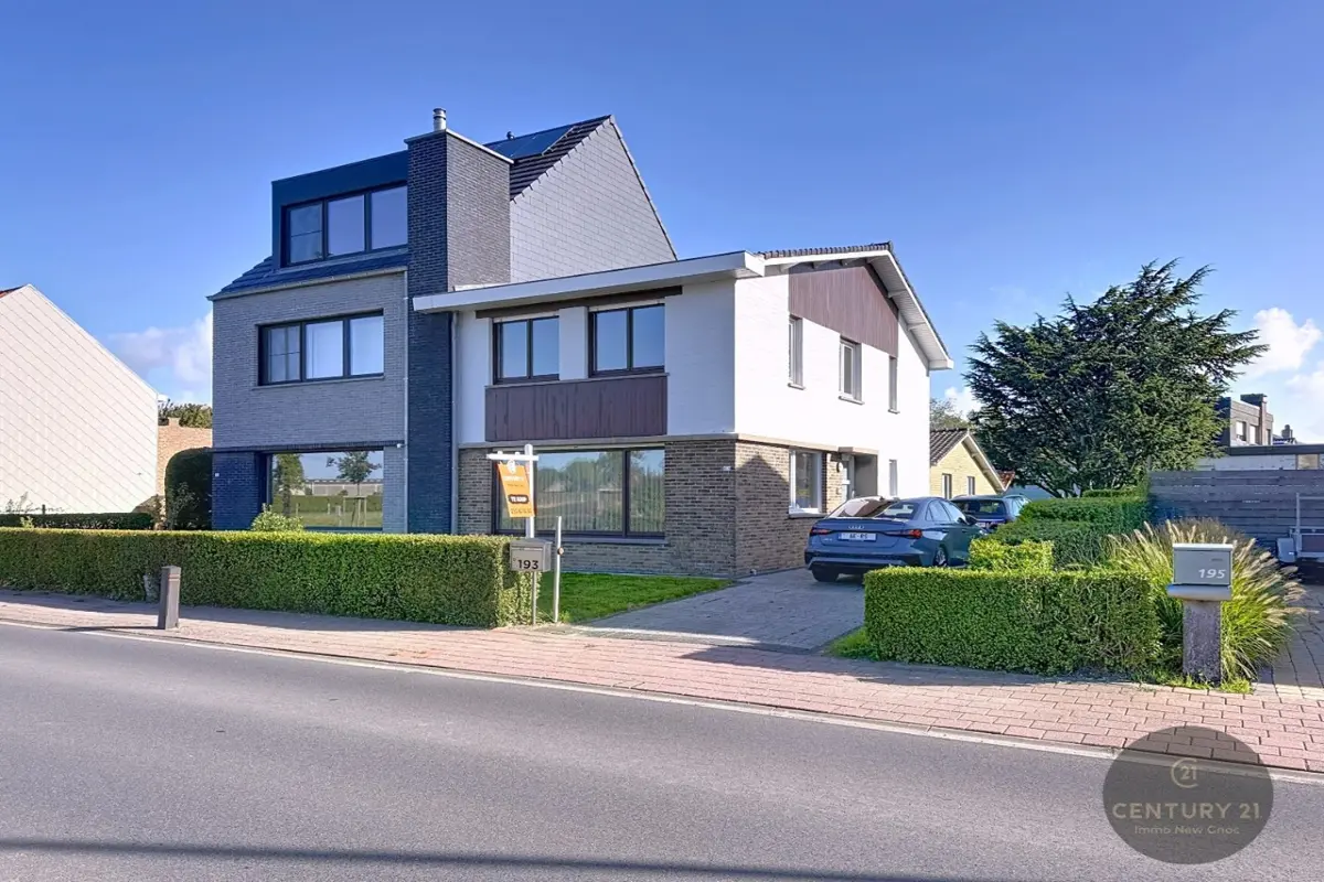 Huis te  koop in Heist-aan-Zee 8301 599000.00€ 3 slaapkamers 129.00m² - Zoekertje 579283