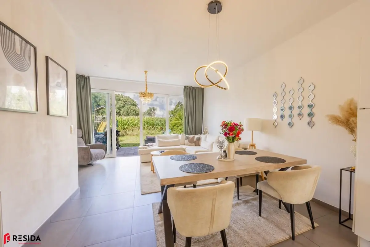Appartementsgebouw te  koop in Hulste 8531 219000.00€ 3 slaapkamers 131.00m² - Zoekertje 579273