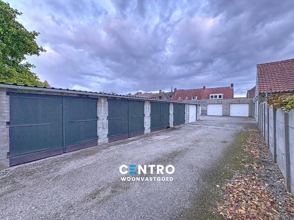 Parking & garage te huur in Knokke-Heist 8300 100.00€ slaapkamers m² - Zoekertje 582317