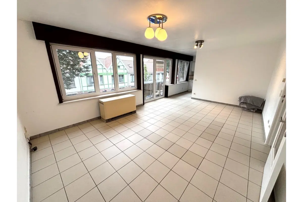 Appartement te  in Oostende 8400 870.00€  slaapkamers m² - Zoekertje 580925