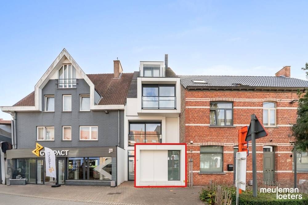 Appartement te  koop in Oostkamp 8020 395000.00€ 2 slaapkamers 146.00m² - Zoekertje 582931