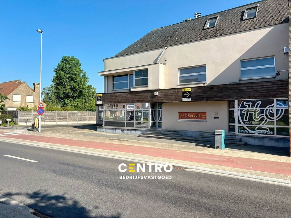 Handelszaak te  koop in Ledegem 8880 0.00€ 3 slaapkamers 579.00m² - Zoekertje 582964