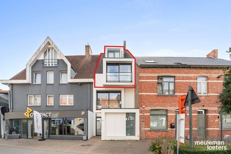 Appartement te  koop in Oostkamp 8020 270000.00€ 2 slaapkamers 84.00m² - Zoekertje 584044