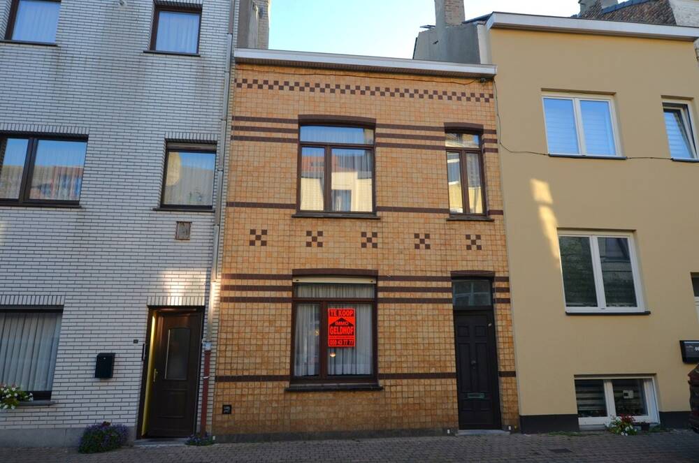 Huis te  koop in Oostende 8400 195000.00€ 3 slaapkamers m² - Zoekertje 584047
