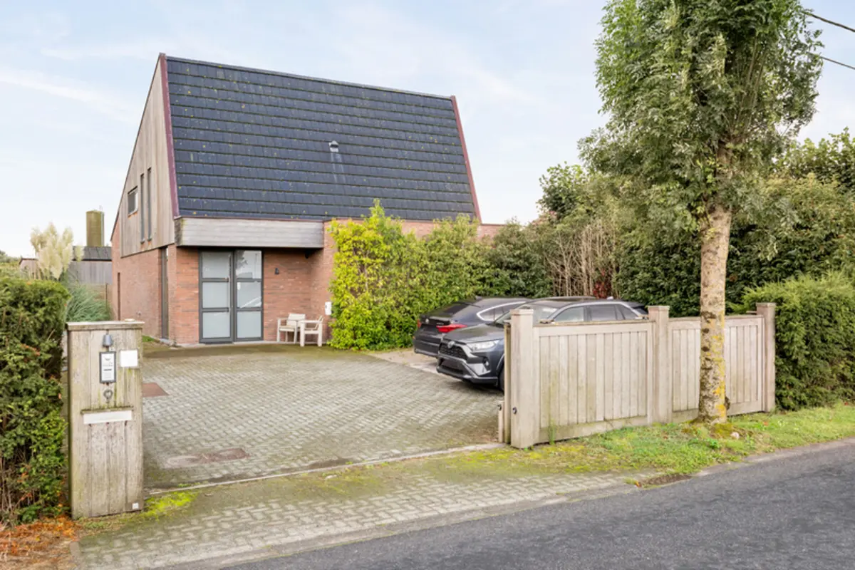 Huis te  koop in Deerlijk 8540 490000.00€ 3 slaapkamers 223.00m² - Zoekertje 584109