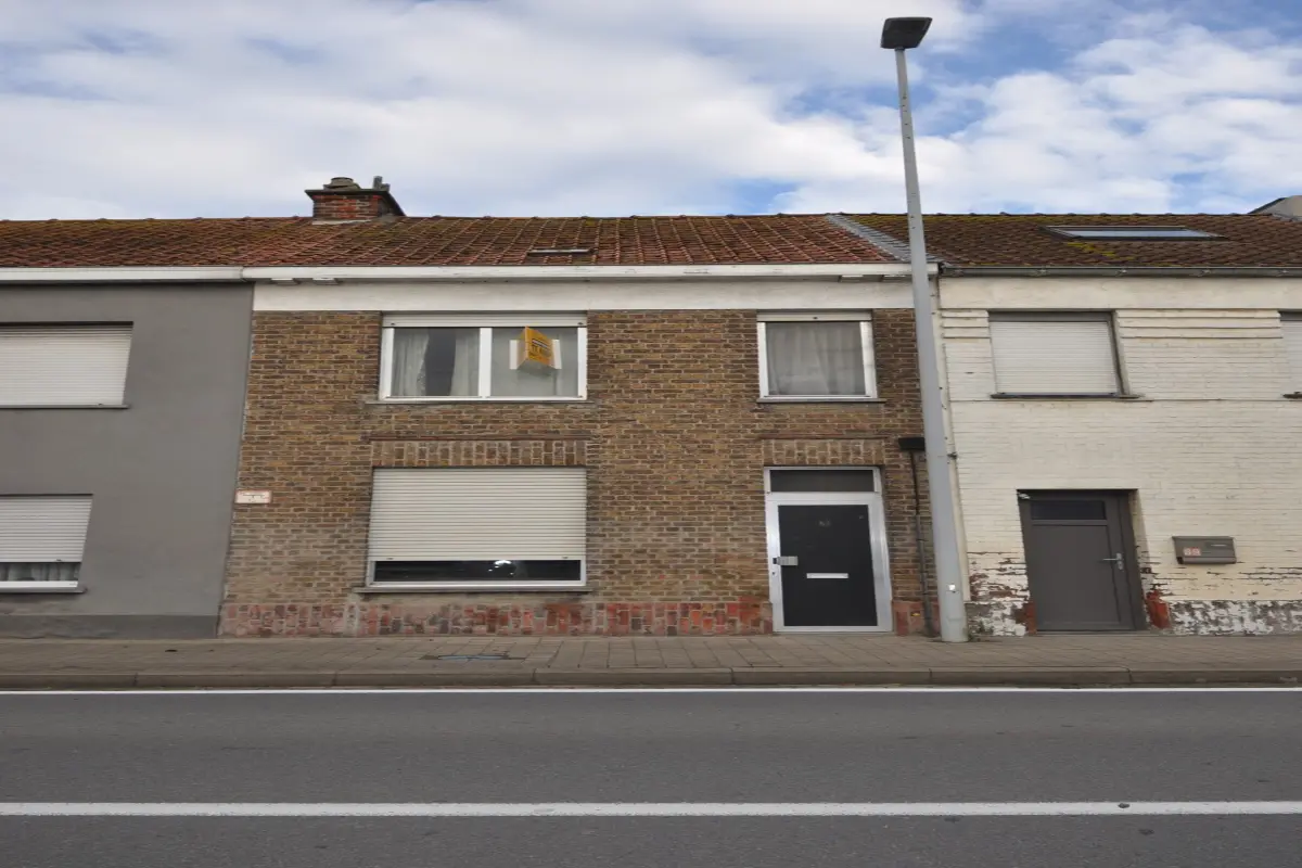 Huis te  koop in Oudenburg 8460 145000.00€ 2 slaapkamers m² - Zoekertje 585840