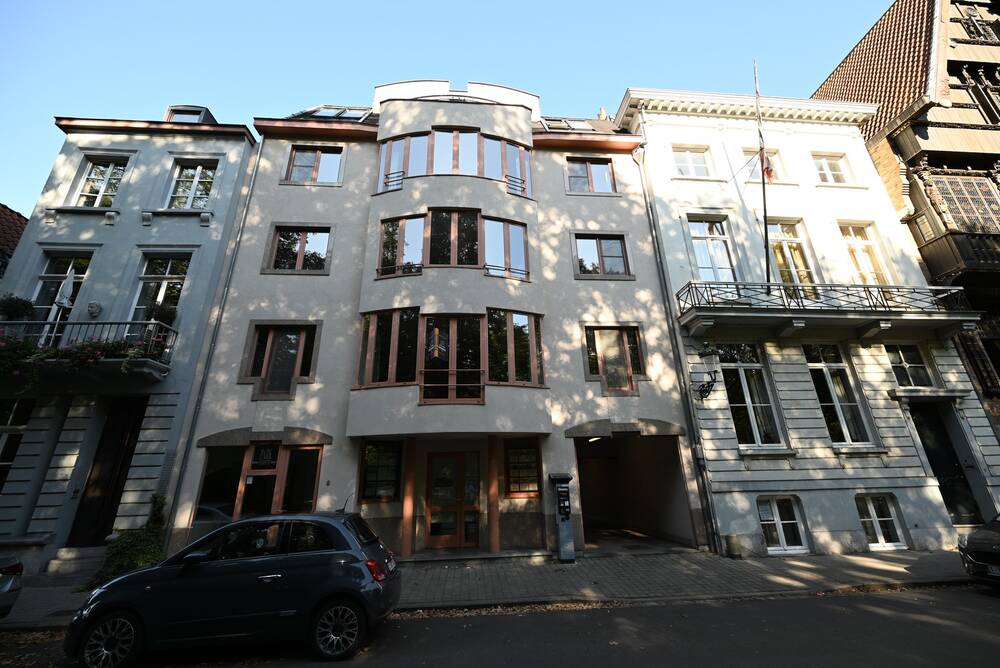 Appartement te huur in Brugge 8000 1000.00€ 3 slaapkamers 145.00m² - Zoekertje 585774